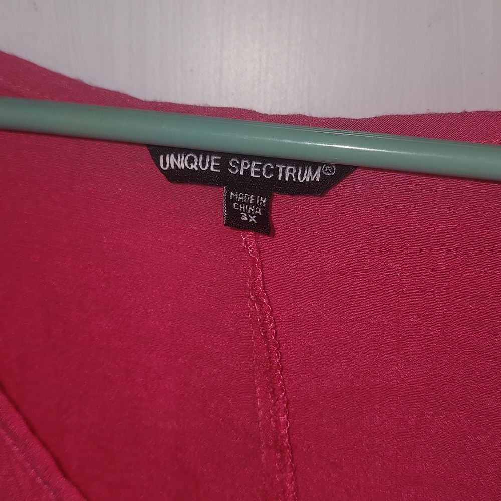 Unique Spectrum Top - Picture 5 of 5